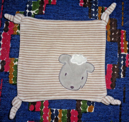 Doudou plat carre - plat,
