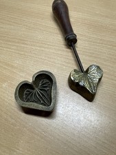 Ancien Fer À Gaufrer Le