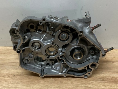 Carter moteur droit moto - moteur,