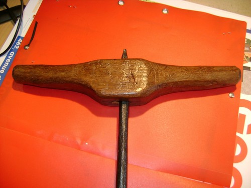 Outil ancien sabotier - sabotier,