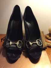 Gucci woman shoes size 5 - gucci,