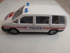 voiture miniature MONOSPACE