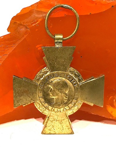 Ancienne medaille militaire - ancienne,