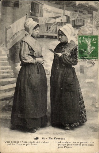 Deux femmes costume - en,