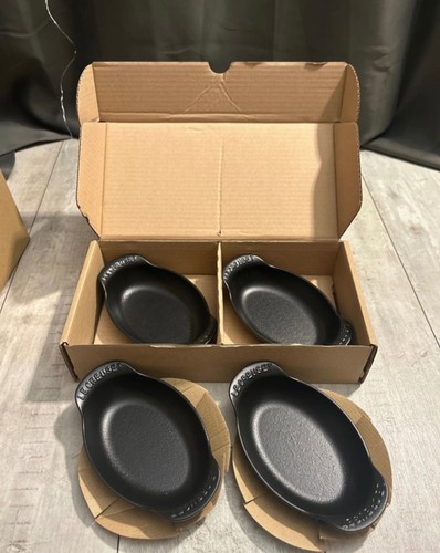 Set plats four ovales - de, à
