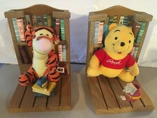 SPLENDIDE DECORATION CHAMBRE ENFANT DISNEY SERRE LIVRES WINNIE & TIGROU