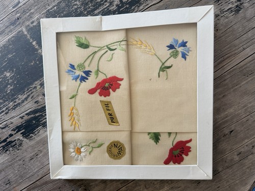 Nappe thé ancienne brodée - nappe, à