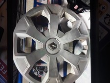 enjoliveur renault trafic  3