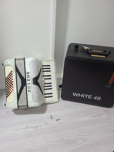 Hohner white accordion 34 - hohner,