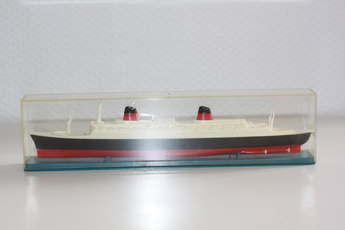 Paquebot france dinky - "france",