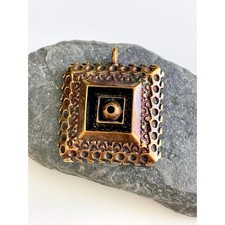 Pendentif vintage en dentelle