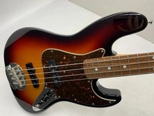 Guitare basse électrique