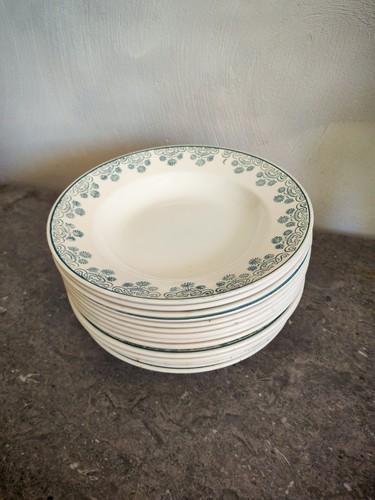 Assiettes creuses anciennes - 14,