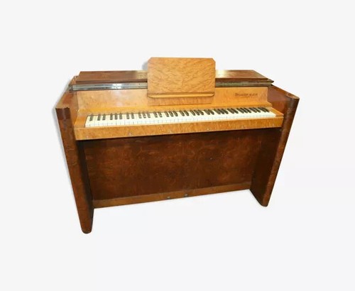 Piano droit ancien - , bois