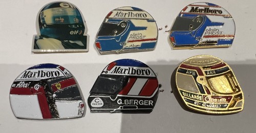 Pin casque helmet pilotes - pin's,