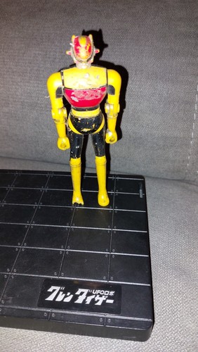 Figurine robot metal - , nebula