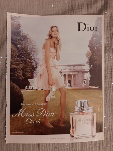 Publicité papier parfum - papier,