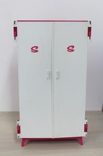Armoire pour poupée Sindy