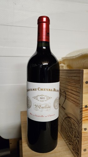 Bouteille chateau cheval - 1,
