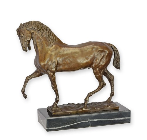 Une sculpture bronze - sculpture,