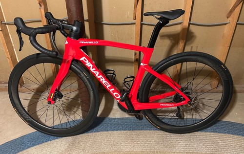 2025 pinarello carbon - f1,