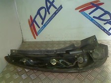 Feu arriere principal droit