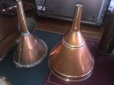 ENTONNNOIR de CHAI en CUIVRE Grand Ancien montage Queues d'Aronde Lot De 2