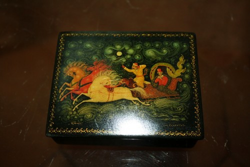 Ancienne boite laque russe - boite,