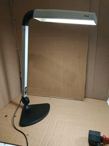 Lampe bureau néon - de, a