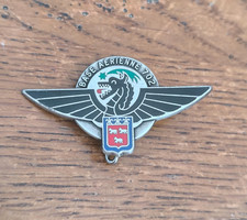 Insigne Air Base Aérienne 702