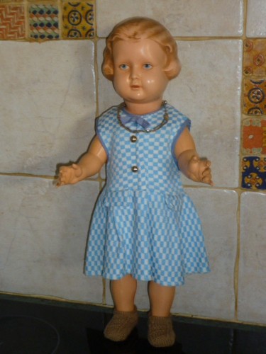 Ancienne rare poupee - rare, en
