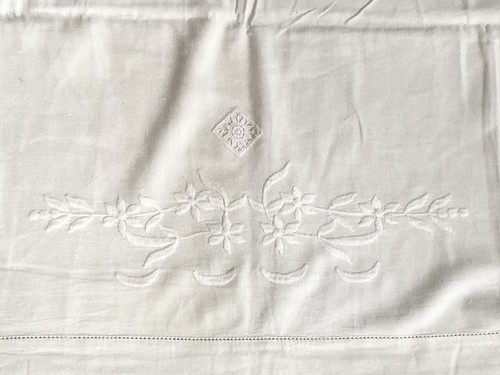 Drap ancien brodé - , x