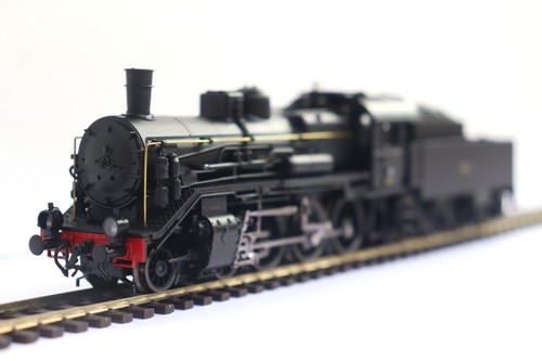 Locomotive vapeur 230 982 - à,