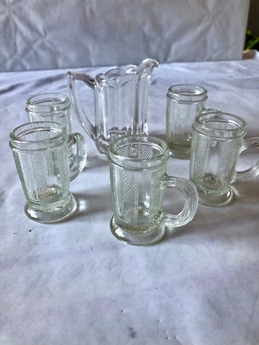 Dînette ancienne 1 carafe - ,
