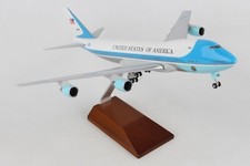 MAQUETTE AVION BOEING 747-400