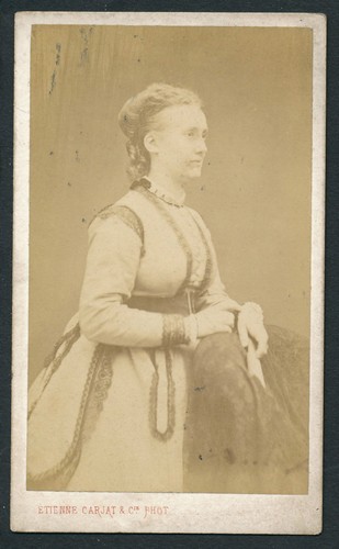Cdv 1880 madame - cdv,