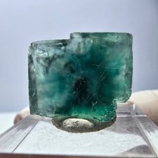 Cube de fluorite fantôme