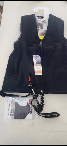 2024 freejump airvest - 2024,