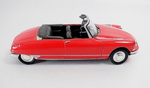 Universal hobbies citroen - citroen, ds