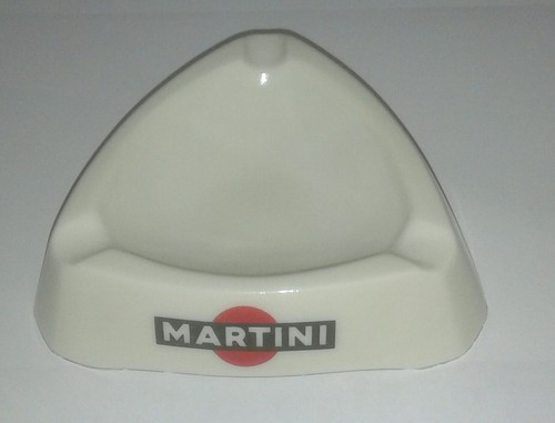 Vends cendrier blanc ancien - cendrier,