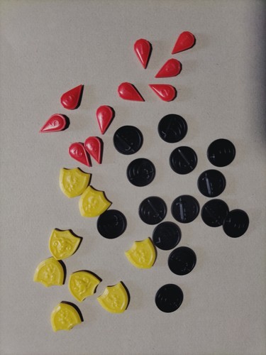 Lot pions plastiques - pions,