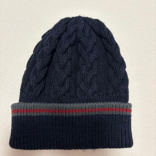 Casquette bonnet tricoté