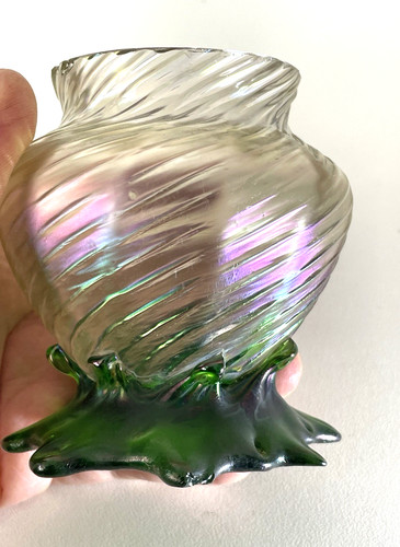 Petit vase irisé loetz - irisé,