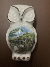 Chouette en porcelaine blanche avec décor "Palais du Prince - Monaco "   Vintage