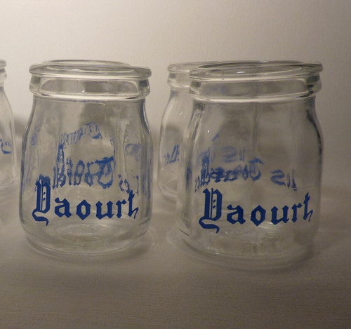 Pot ancien verre yogourts - pot,