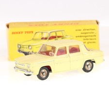 Dinky toys 517 renault - renault, r8