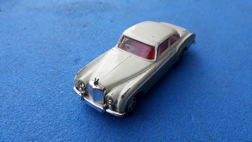 Corgy toys 224 - -, bentley