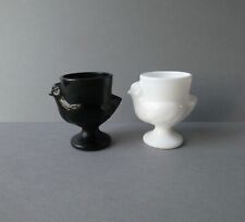 2 coquetiers en verre opalin