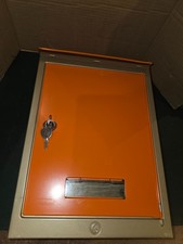 Boite aux lettres murale