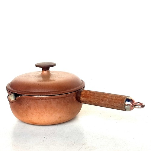 Casserole avec couvercle - avec, en